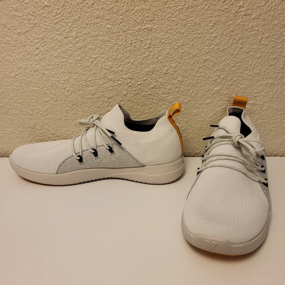 NIB Vessi Altitude Gray Cityscape Classic Sneaker Size 9